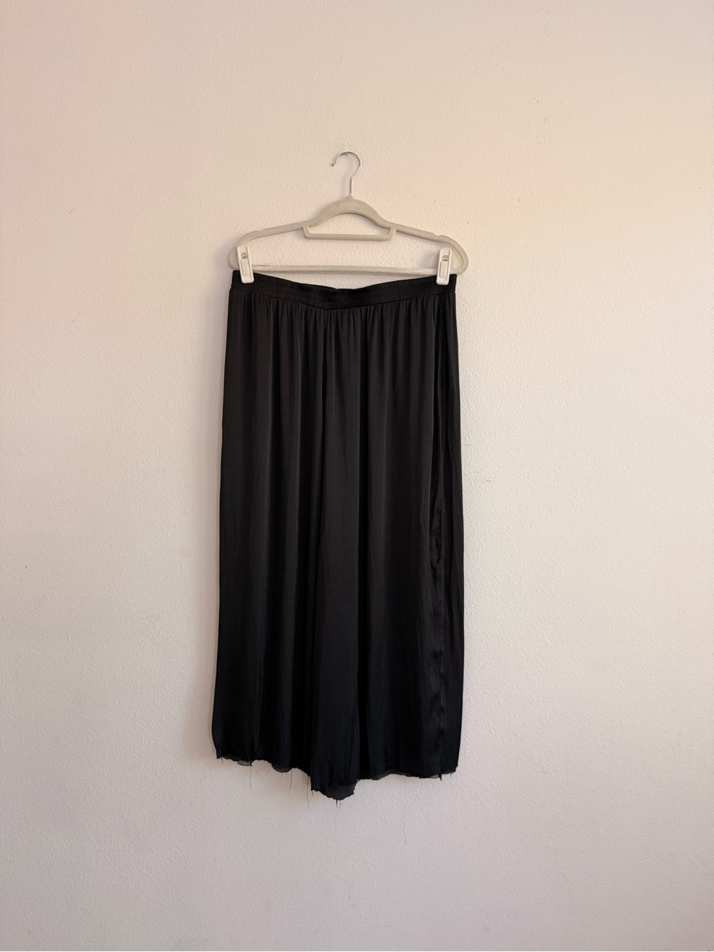 Elie Tahari Black Midi Skirt